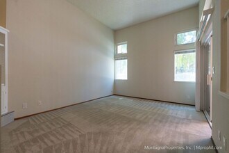 343 Tradewinds Dr in San Jose, CA - Building Photo - Building Photo