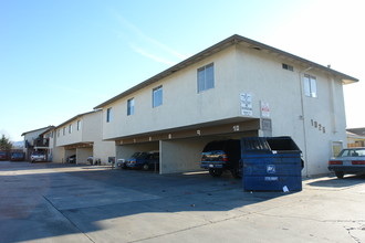 1025 E Laurel Dr in Salinas, CA - Building Photo - Building Photo