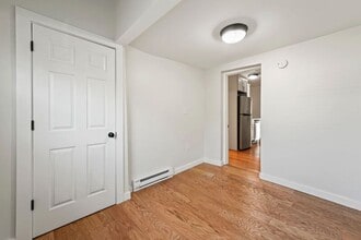 44 Saratoga Ave in Mechanicville, NY - Building Photo - Building Photo