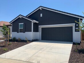 8322 Paz Ct in Elk Grove, CA - Building Photo - Building Photo