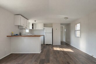 124 Dakota Dr in Garner, NC - Building Photo - Building Photo