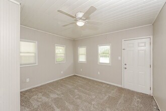 1255 Skyhaven Rd SE in Atlanta, GA - Building Photo - Building Photo
