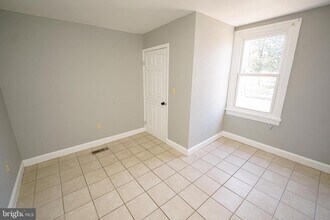 30514 Dr William P. Hytche Blvd in Princess Anne, MD - Building Photo - Building Photo