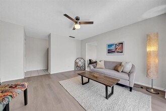 1142 84th Terrace N in St. Petersburg, FL - Building Photo - Building Photo