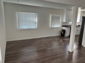 400 S Lamer St in Burbank, CA - Building Photo - Building Photo