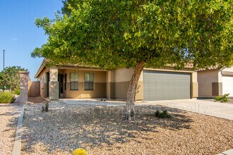 33411 N Stone Ridge Dr in San Tan Valley, AZ - Building Photo - Building Photo