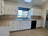 20669 Neely Ave in Tehachapi, CA - Building Photo - Building Photo