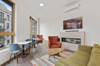 333 Newark Ave in Jersey City, NJ - Building Photo - Building Photo