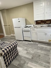 222 Clymer St, Unit 3rd floor in Reading, PA - Foto de edificio - Building Photo
