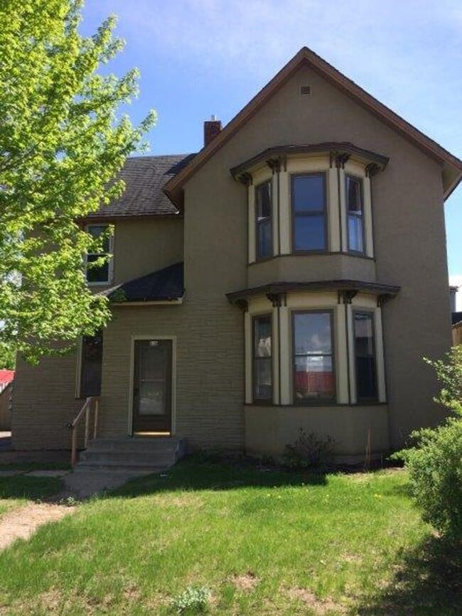 608 Norwood St