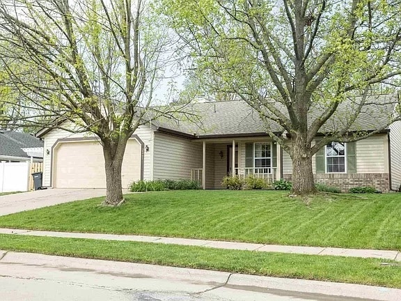 property at 3248 Sherwood Dr