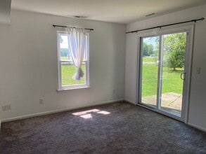 1904 Dudley Ct in Virginia Beach, VA - Building Photo - Building Photo
