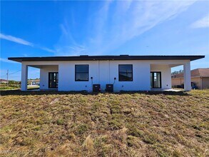 1100 Homer Ave S in Lehigh Acres, FL - Building Photo - Building Photo