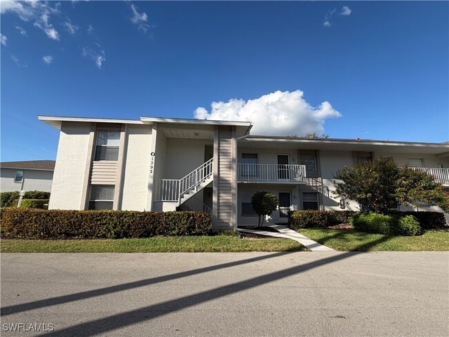 property at 1392 Churchill Cir