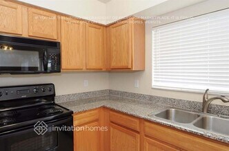 1602 Ladywell Ct in Wesley Chapel, FL - Building Photo - Building Photo