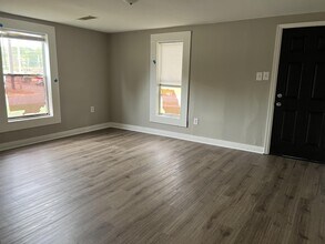 501 W 47th St in North Little Rock, AR - Building Photo - Building Photo