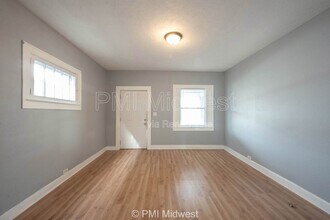 3413 N Capitol Ave in Indianapolis, IN - Foto de edificio - Building Photo