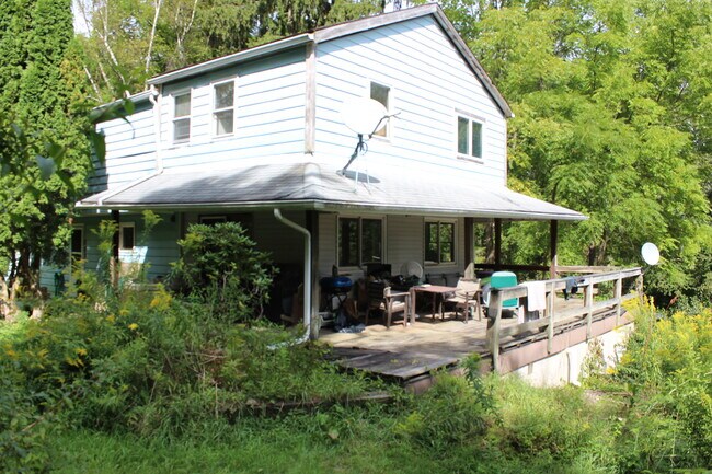 property at 1574 Coddington Rd