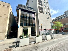 14 Garfield Pl in Cincinnati, OH - Building Photo - Building Photo