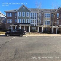 154 Dove Cottage Ln in Cary, NC - Building Photo
