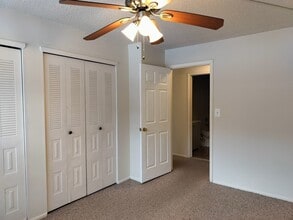 19 Mendrey Ct in Trenton, NJ - Building Photo - Building Photo