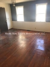 236 York St in Bangor, ME - Building Photo - Building Photo