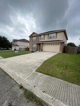 4219 Whitney Green Dr in San Antonio, TX - Building Photo - Building Photo
