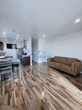 646-646 W 19th St in Los Angeles, CA - Building Photo - Building Photo