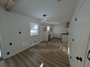 10602 E 34th St in Tulsa, OK - Building Photo - Building Photo