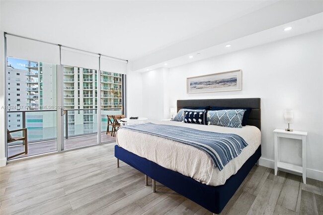 property at 1300 Brickell Bay Dr