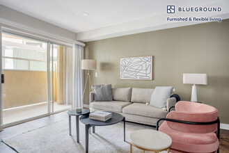7660 Beverly Blvd, Unit FL1-ID1099 in Los Angeles, CA - Building Photo - Building Photo