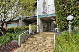 365 Perkins St in Oakland, CA - Building Photo - Building Photo