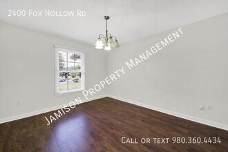 2400 Fox Hollow Rd in Mint Hill, NC - Building Photo - Building Photo