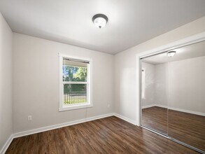 503 16th St in La Grande, OR - Building Photo - Building Photo