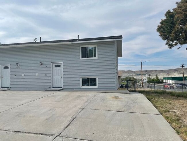 property at 395 Anvil Dr