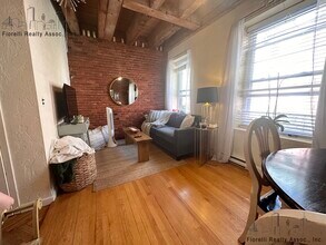 125 Fulton St, Unit 2 in Boston, MA - Building Photo - Building Photo