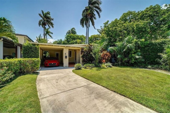 property at 60 SW 18th Terrace
