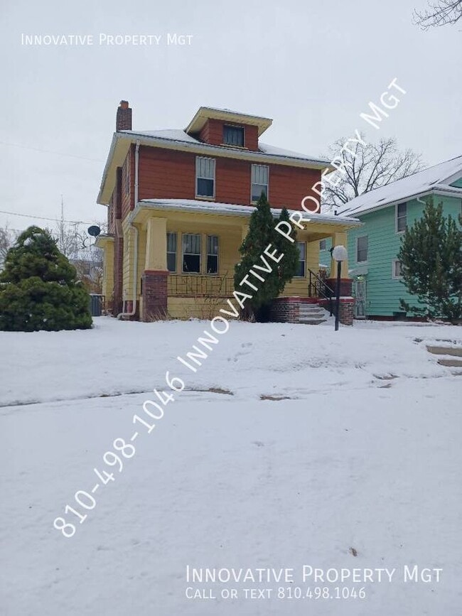 842 E 9th St in Flint, MI - Building Photo - Building Photo