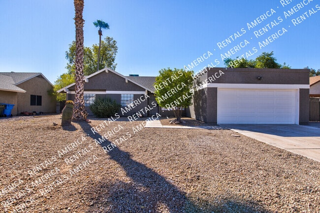 property at 819 W Ross Ave