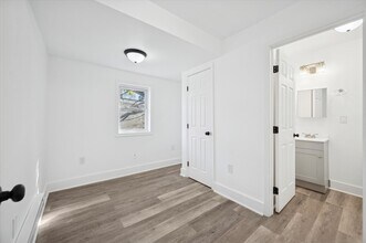 2443 N Corlies St in Philadelphia, PA - Building Photo - Building Photo