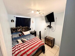 620 Monceaux Rd in West Palm Beach, FL - Building Photo - Building Photo