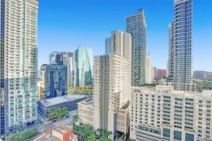 1111 SW 1st Ave, Unit 2319 in Miami, FL - Building Photo