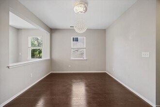 5600 Yorkwood Dr in Raleigh, NC - Building Photo - Building Photo