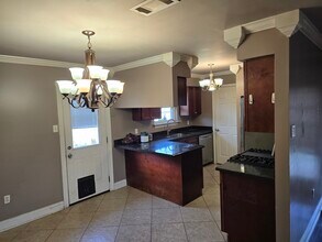 20 Woodchase Ct in Violet, LA - Foto de edificio - Building Photo