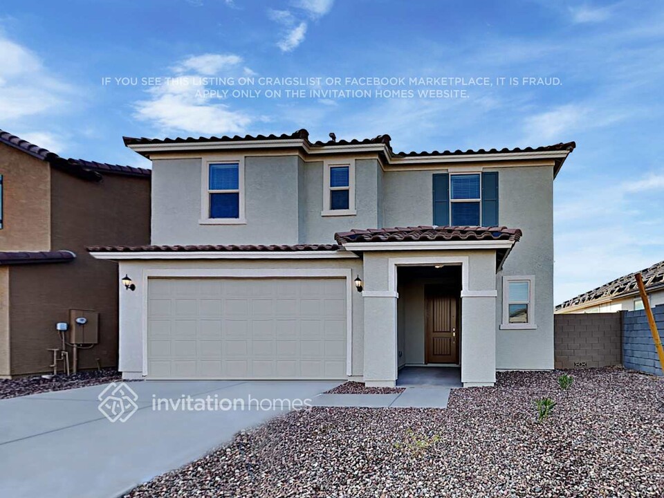 17837 W Gambit Trail in Surprise, AZ - Building Photo