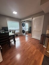 423 Christopher Ave in Gaithersburg, MD - Building Photo - Building Photo