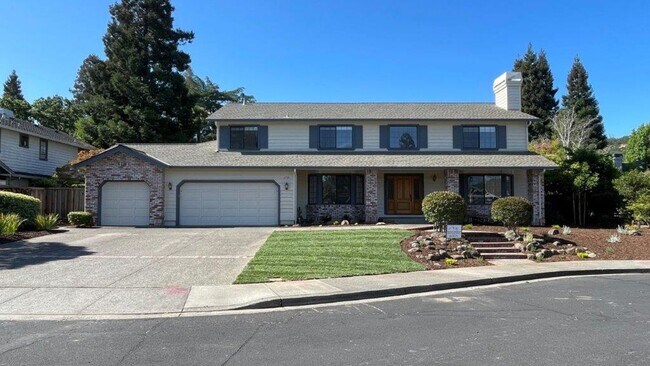 property at 2759 Hutchinson Ct