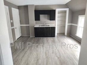 2632 N 24th Pl in Milwaukee, WI - Building Photo - Building Photo