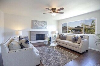 888 Narwhal St in San Diego, CA - Foto de edificio - Building Photo