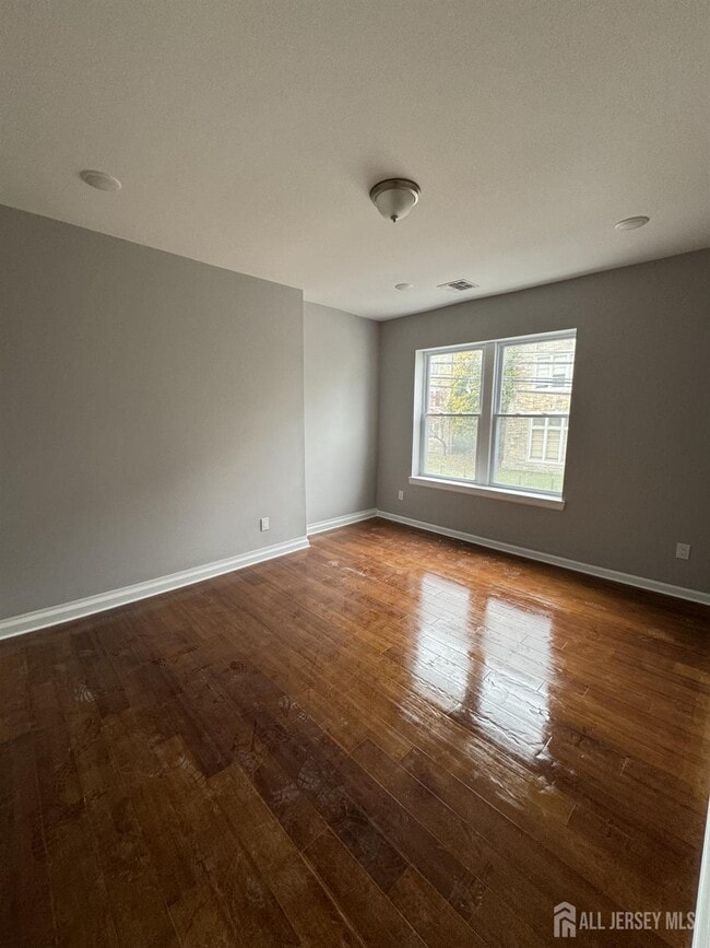 122 Myrtle Ave in Irvington, NJ - Building Photo - Building Photo
